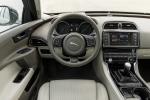 Jaguar XE Portfolio 2015 года